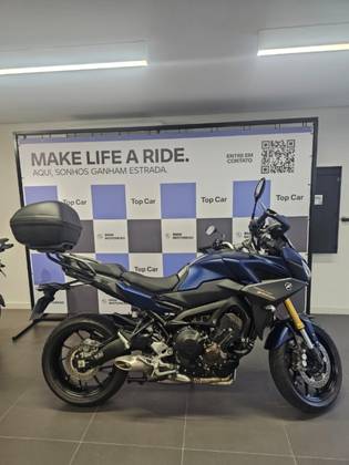 YAMAHA MT-09 